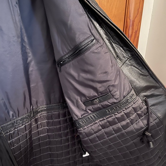 Wilson’s leather coat - Picture 5 of 7